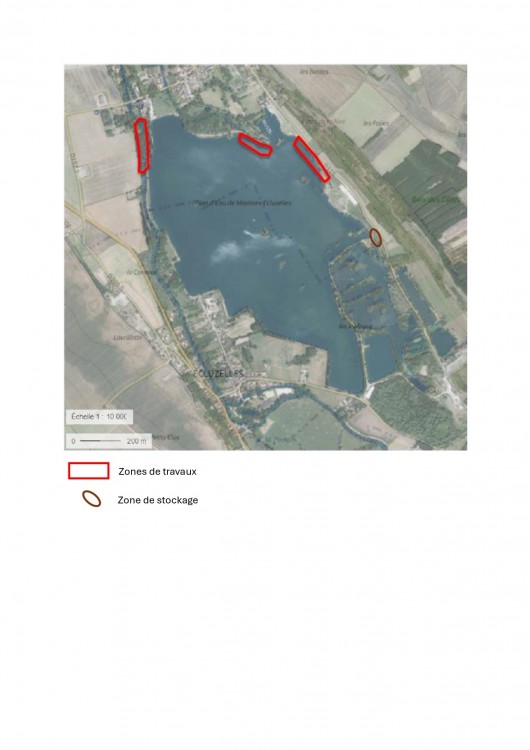 Travaux préparatoires de restauration des berges du plan d'eau de Mézières Écluzelles
